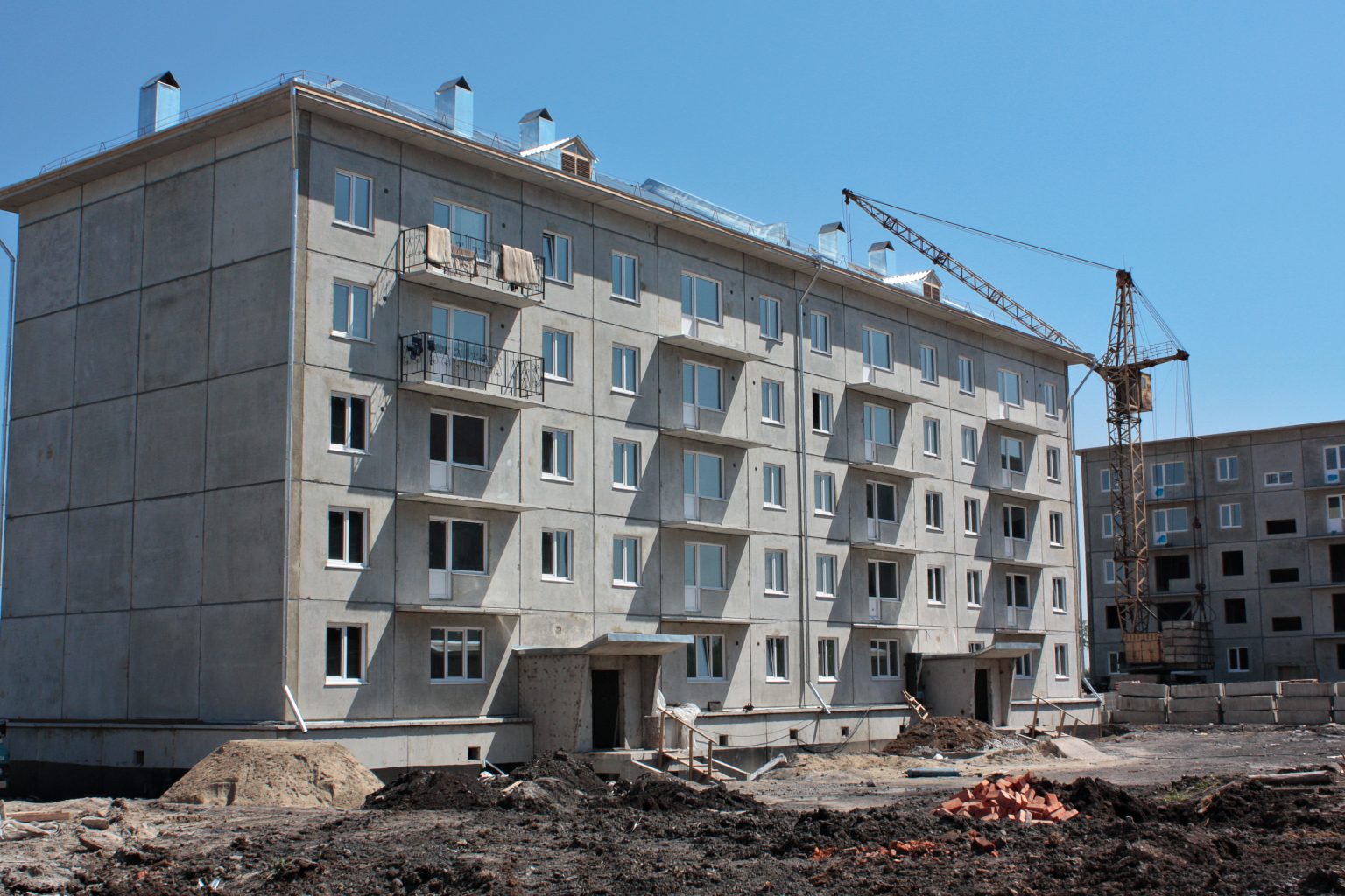 Revolutionizing HighRise Construction Exploring the Rise of Precast