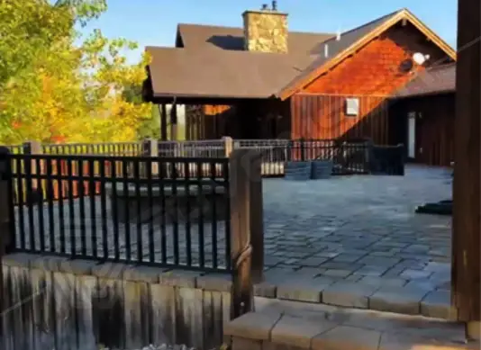 Willow Creek Residence